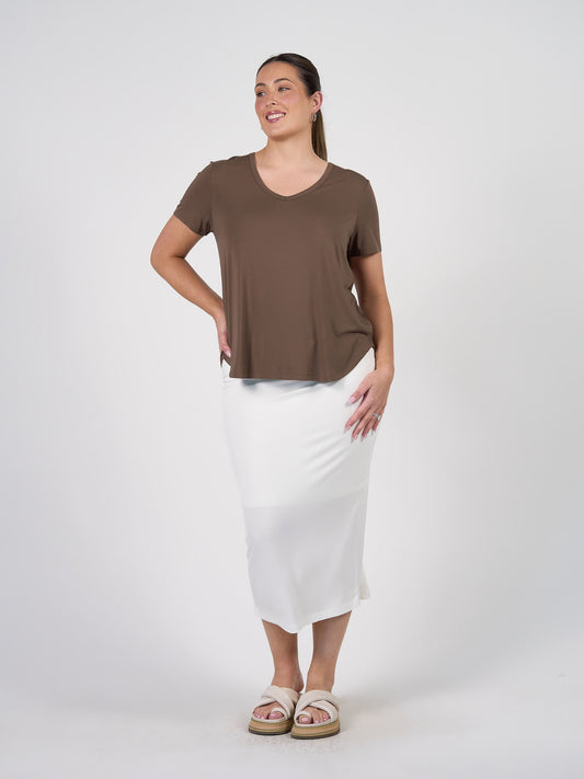 Lou Lou Veronica Bamboo V-Neck T-Shirt (Chocolate)