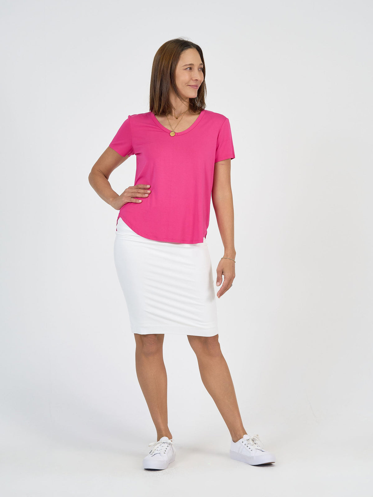 Lou Lou Veronica Bamboo V-Neck T-Shirt (Fuschia)