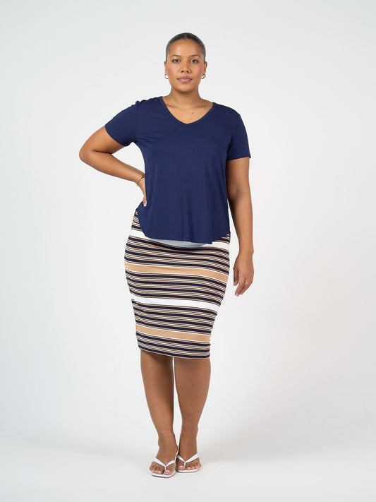 Image of a model wearing Tops. Product name - Veronica Bamboo V-Neck T-Shirt in Steel Leopard colour by brand - Lou Lou
