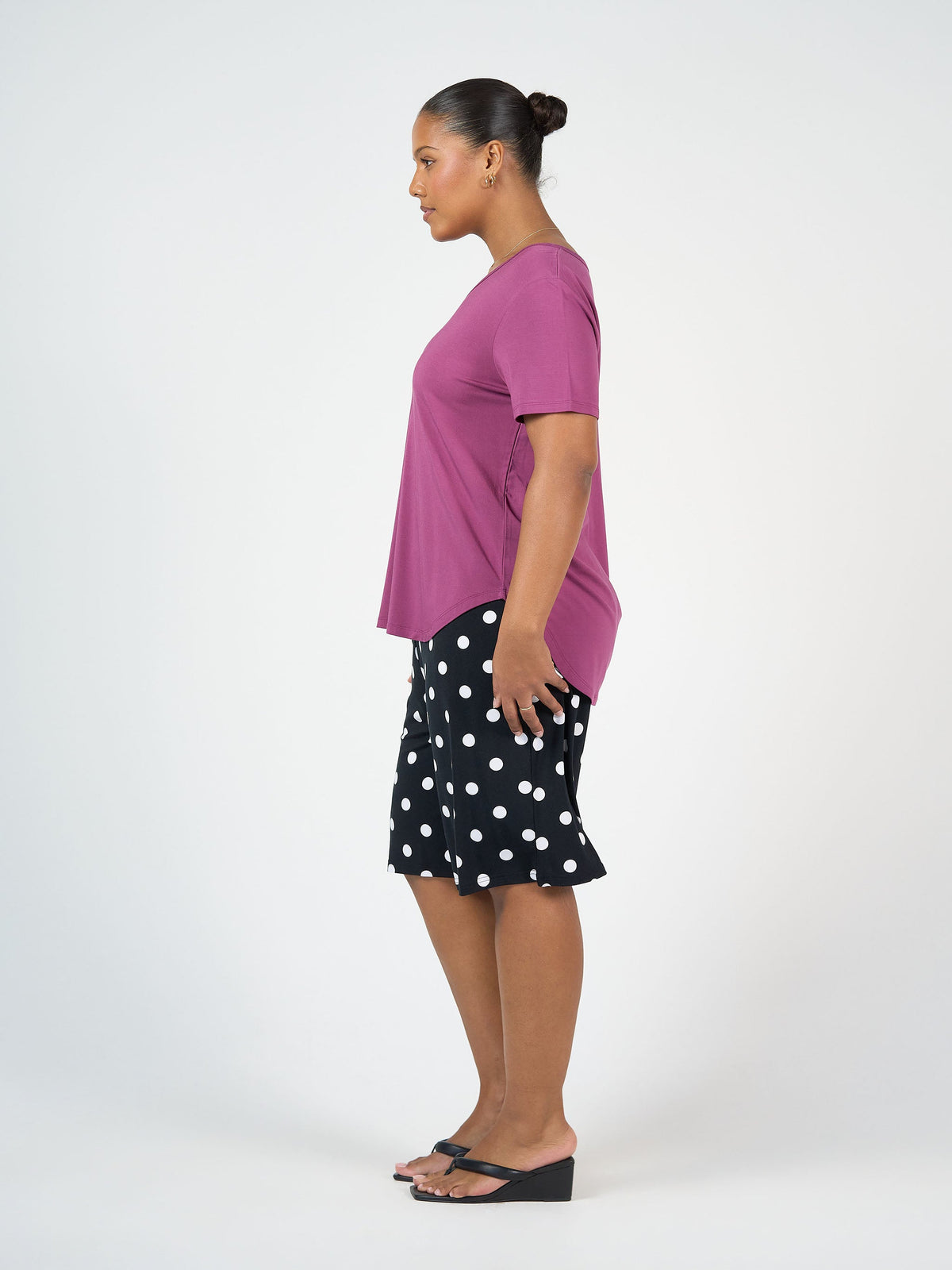 Lou Lou Veronica Bamboo V-Neck T-Shirt (Plum)