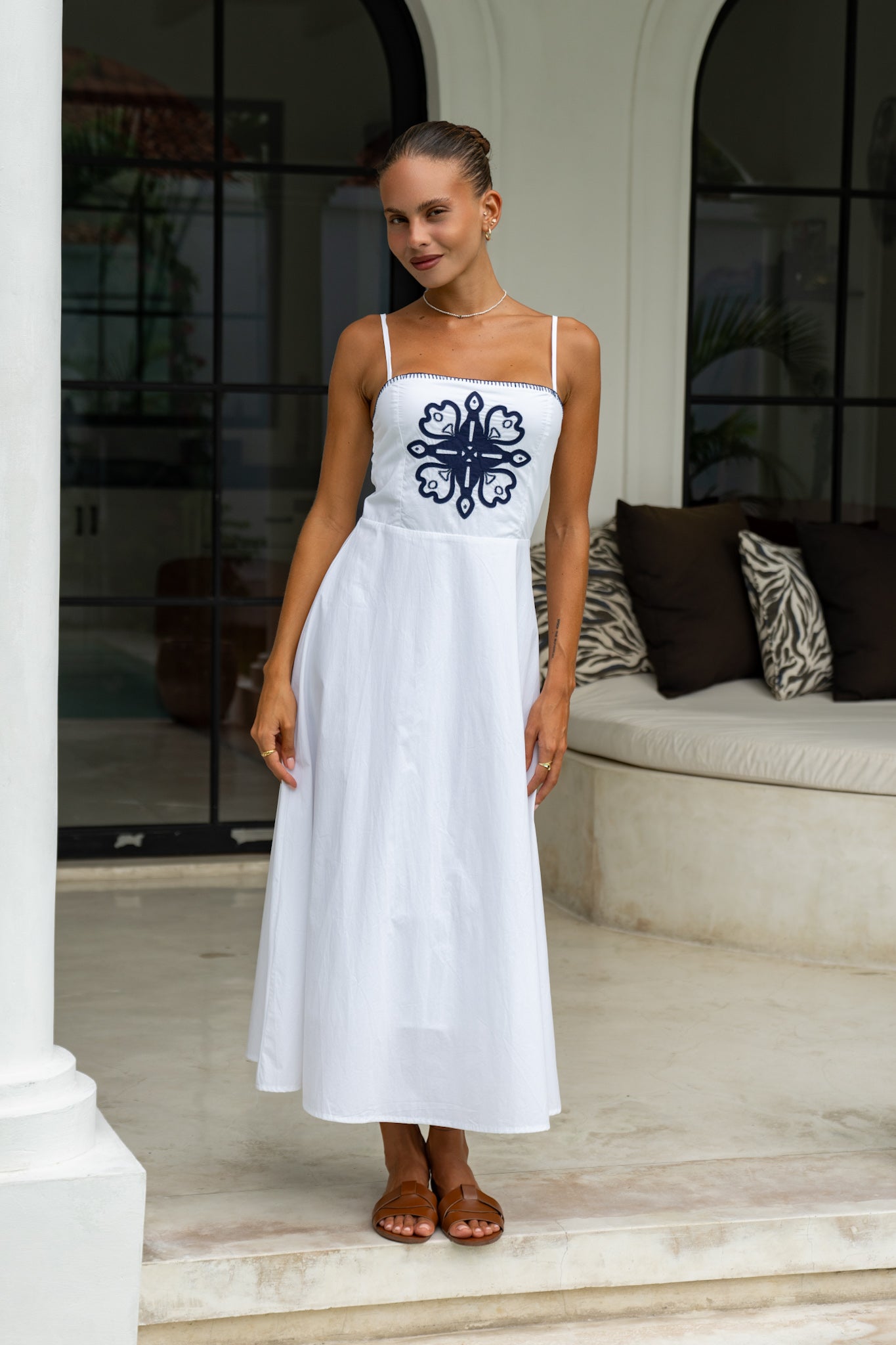 Heychic Fiona Contrast Midi Dress (White)