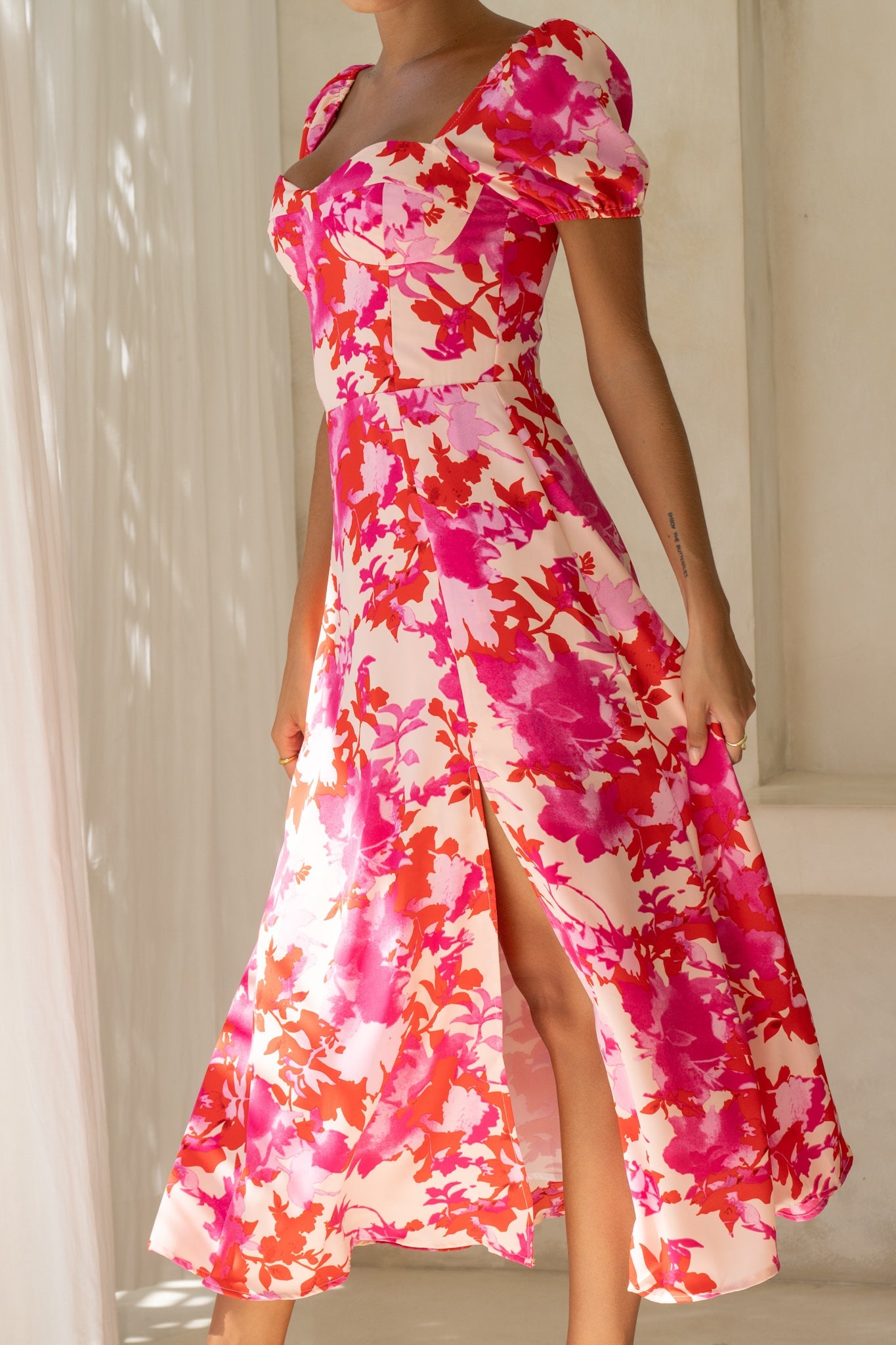 Heychic Mabel Pink Red Sweetheart Midi Dress (Floral)