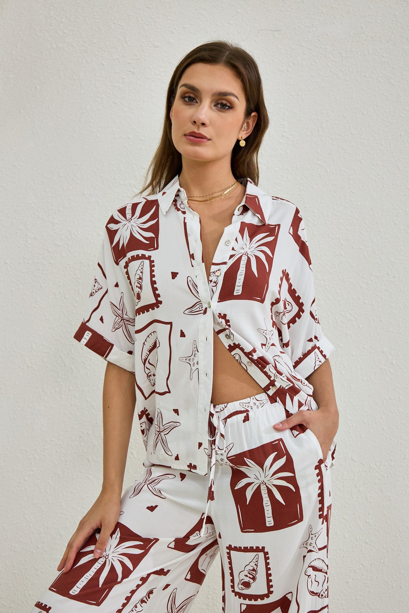 Heychic Mira Sea Shells Tropical Shirt (Brown)