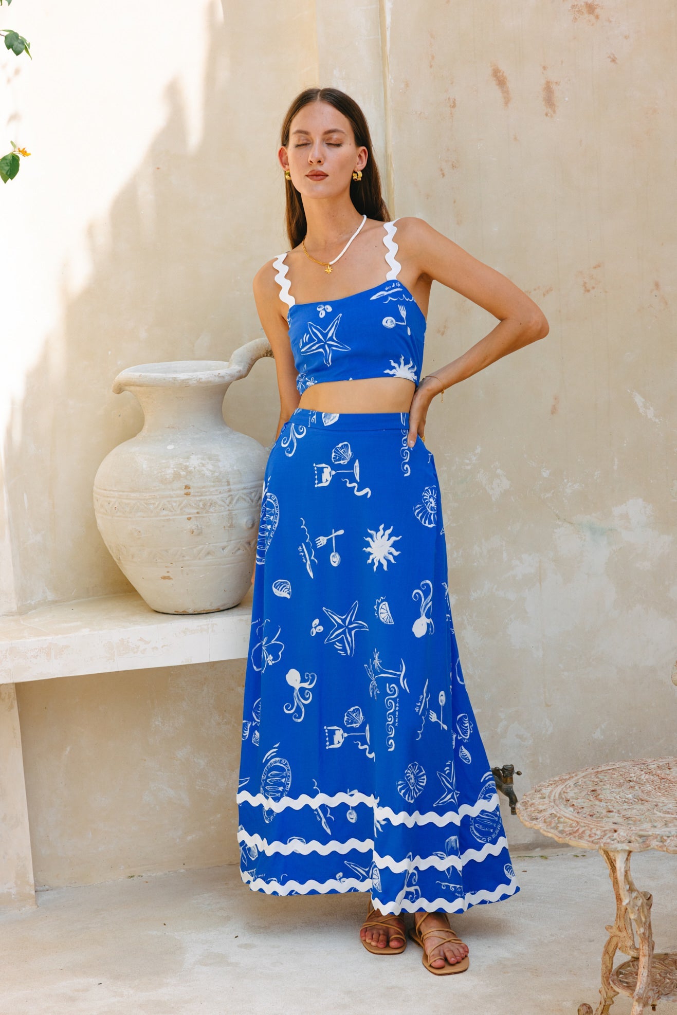 Heychic Mariselle Ocean Abstract Ric Rac Crop Top (Blue)