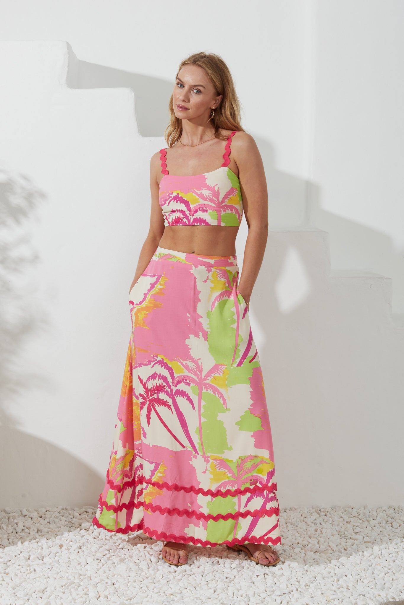 Heychic Paradisio Tropical Ric Rac Crop Top (Pink)