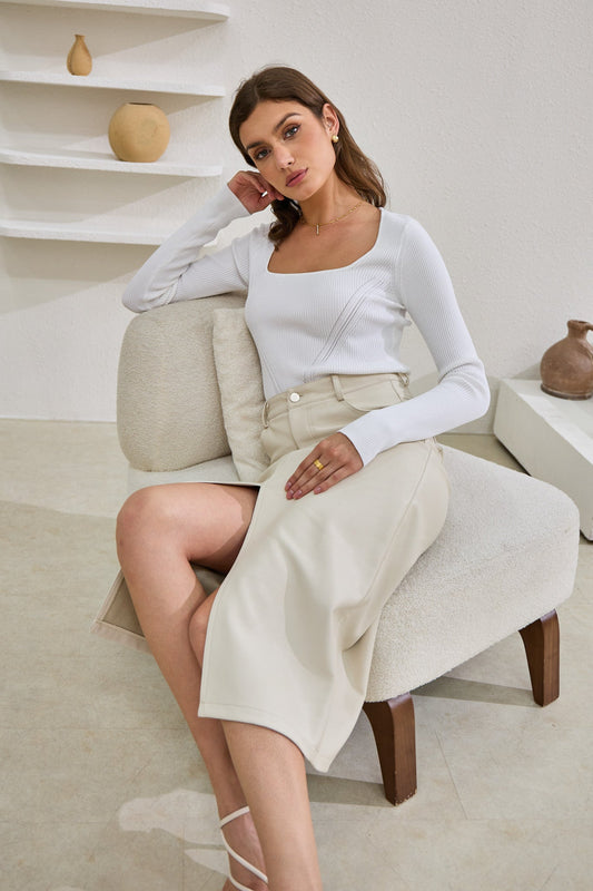 Heychic Jett Long Sleeve Knit Top (White)
