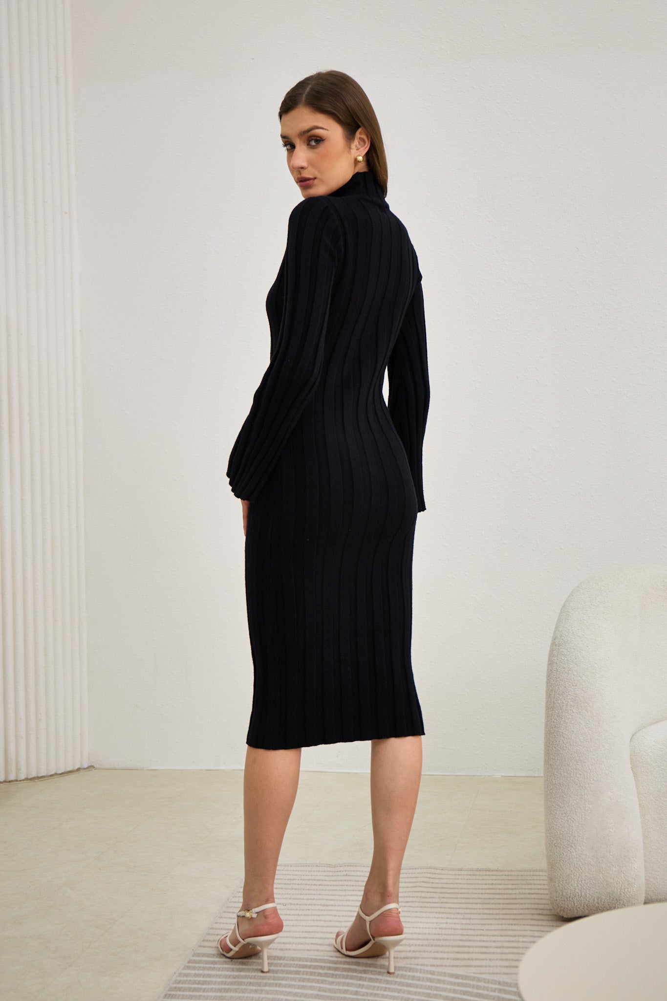 Heychic Lexi Flute Sleeve Knit Midi Dress (Black)