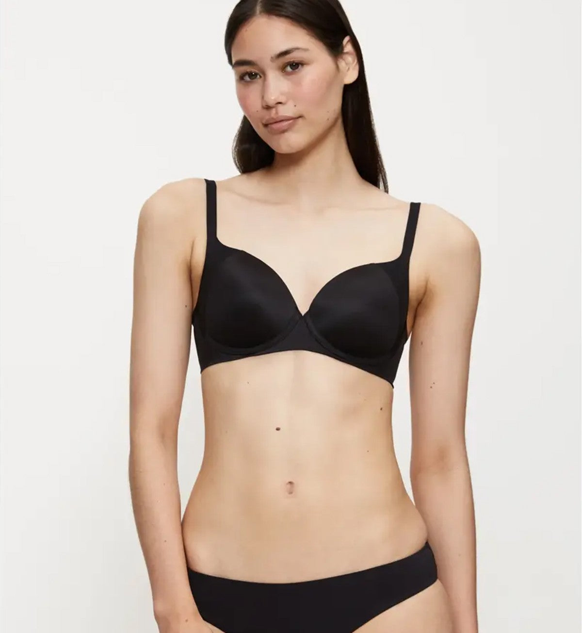 Image of Bras. Productname: Triumph Body Make-Up Soft Touch in Black colour by brand - Triumph