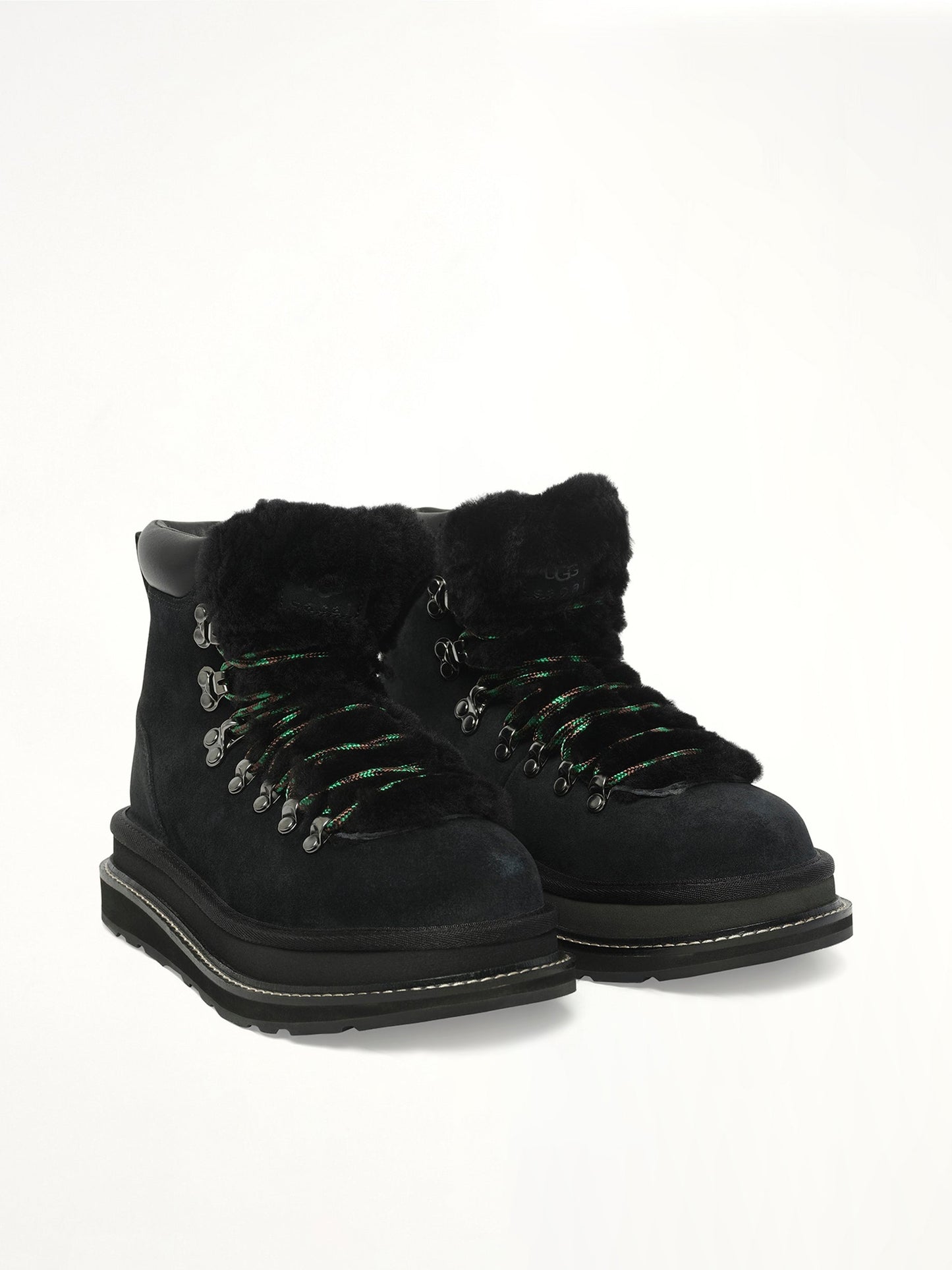 UGG sacai Hiker (Black)