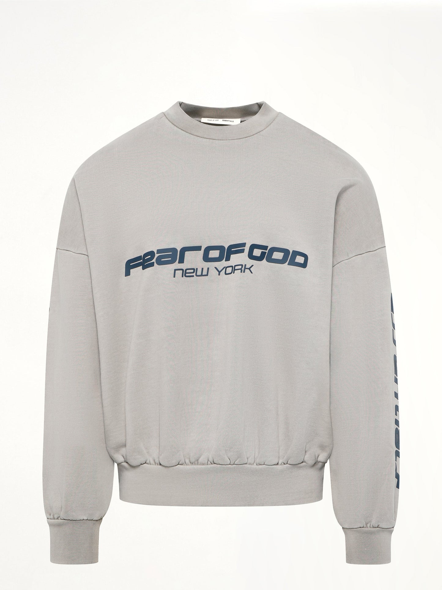 FEAR OF GOD ESSENTIALS Cropped Relaxed Sweatshirt (Smoke Grey)