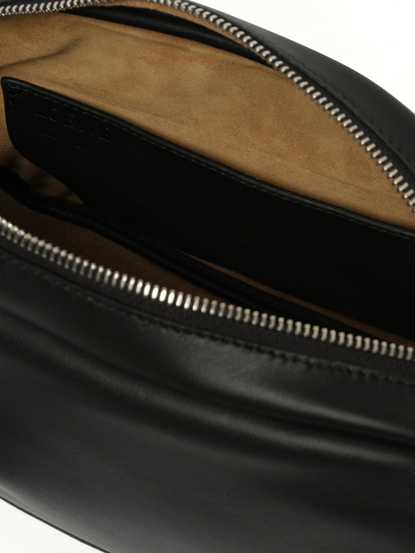 LOEWE Pebble Messenger Medium (Black)