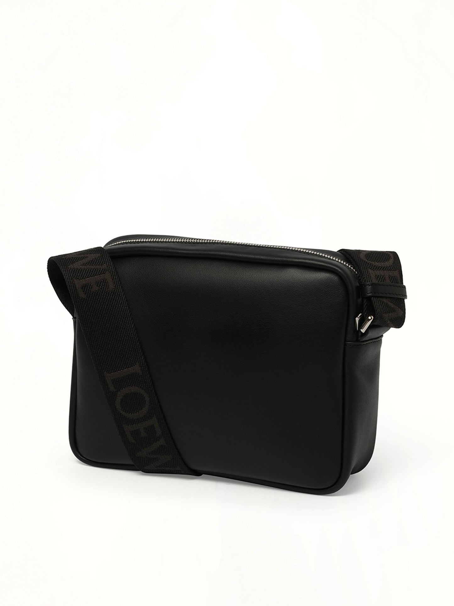 LOEWE Pebble Messenger Medium (Black)