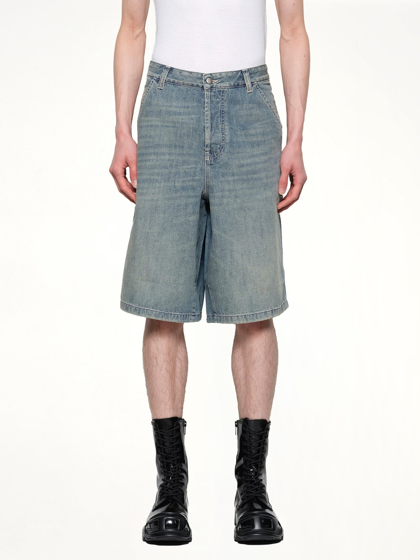 Image of a model wearing Shorts. Productname: DIESEL D-LIVERY-W-SHORT Denim Shorts in Light Blue colour by brand - DIESEL