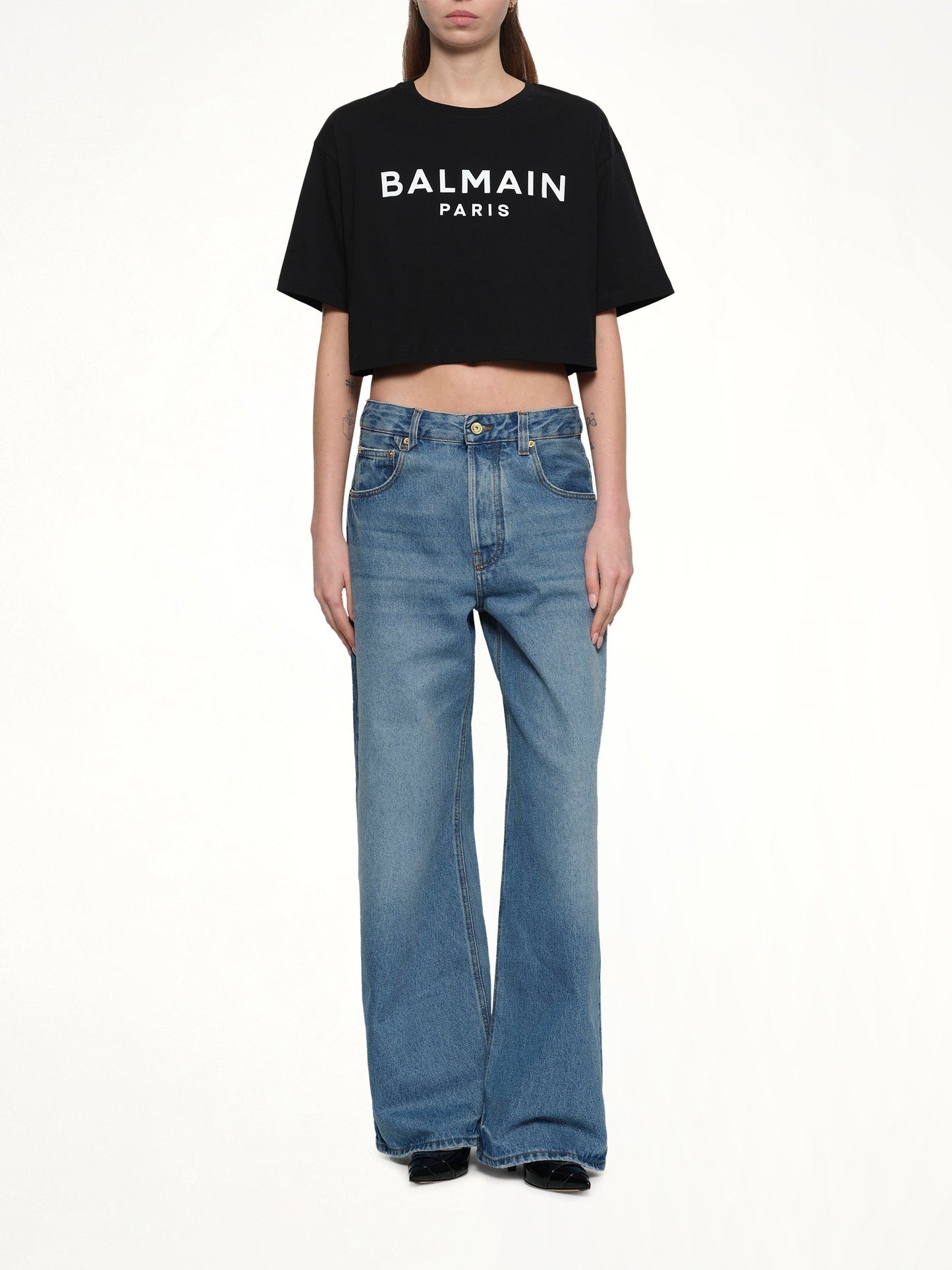 BALMAIN Cropped Print Logo Eco T-Shirt (Black)