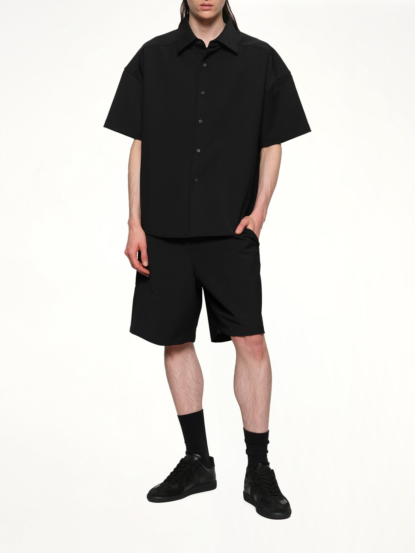 ENTIRE STUDIOS Tailored Shorts (Black)