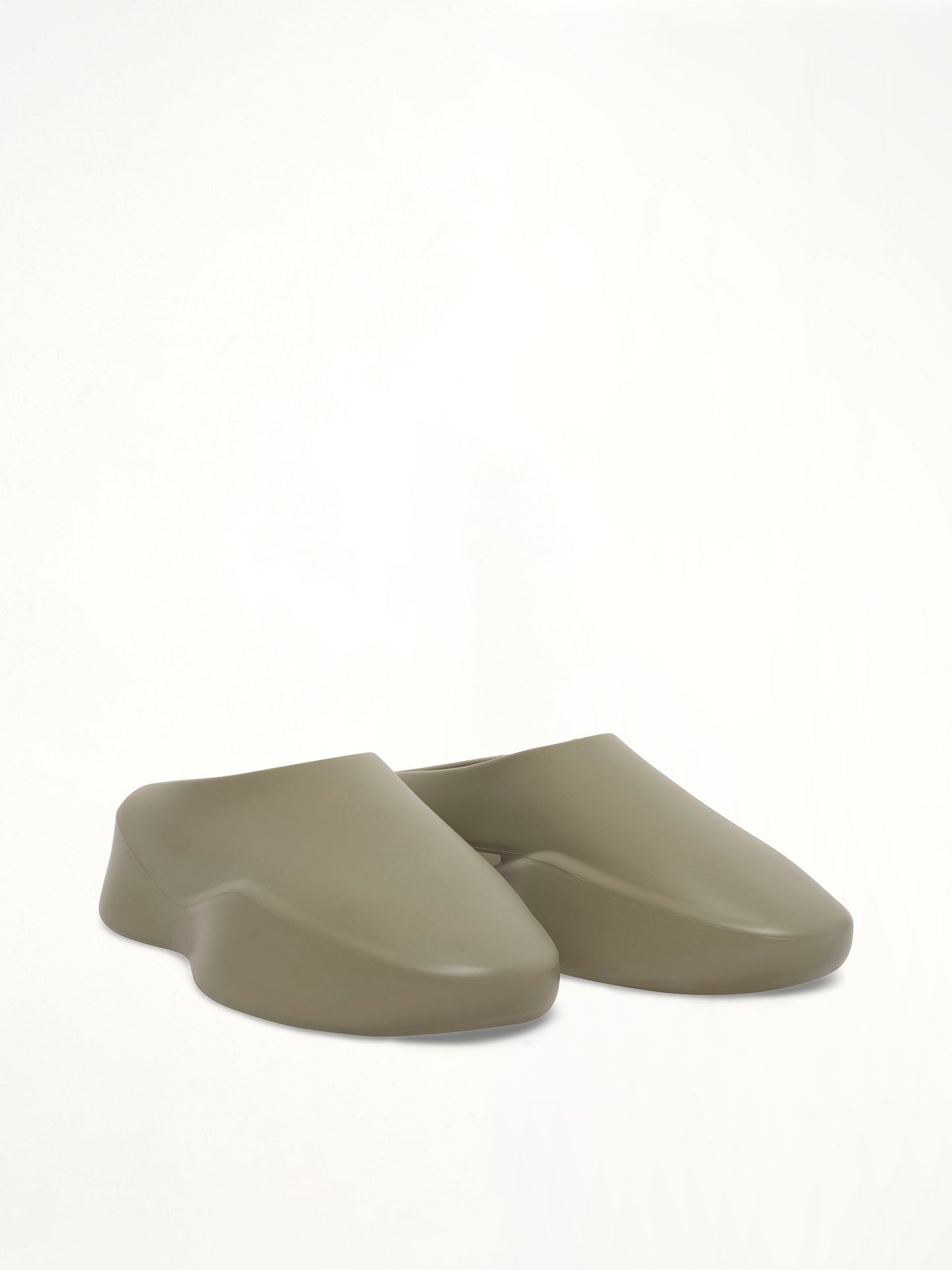 FEAR OF GOD Eva Runner Sneaker (Willow)