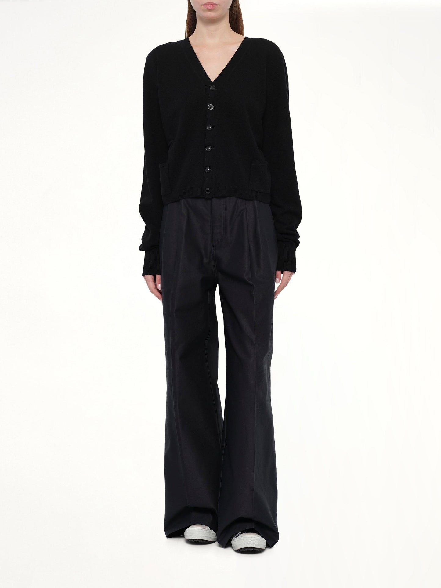 MAISON MARGIELA Gauge 14 Wool V-Neck Cardigan (Black)