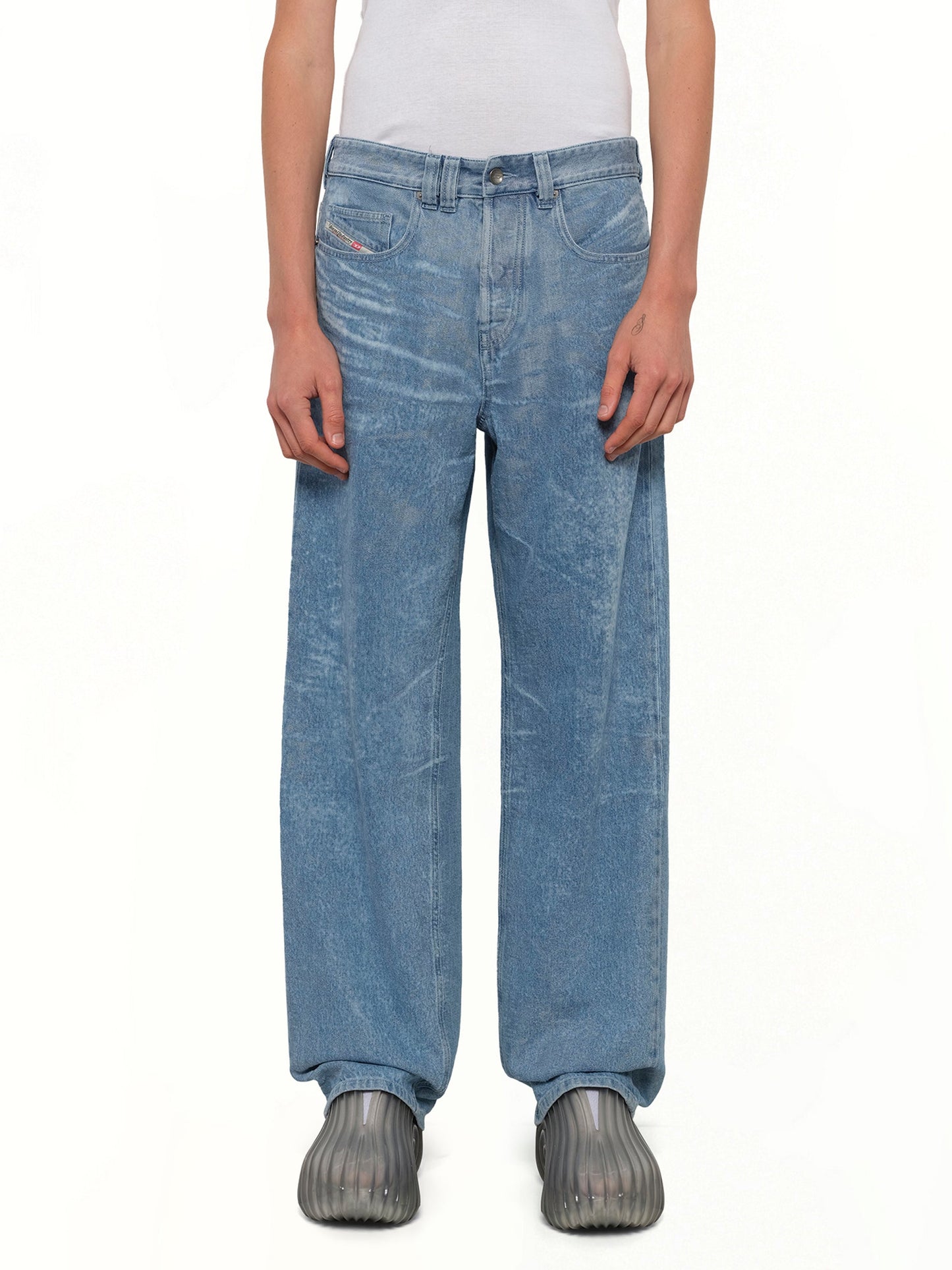 Image of Jeans. Product name - 2001 D-MACRO-FSI1 Jeans in Blue colour by brand - DIESEL
