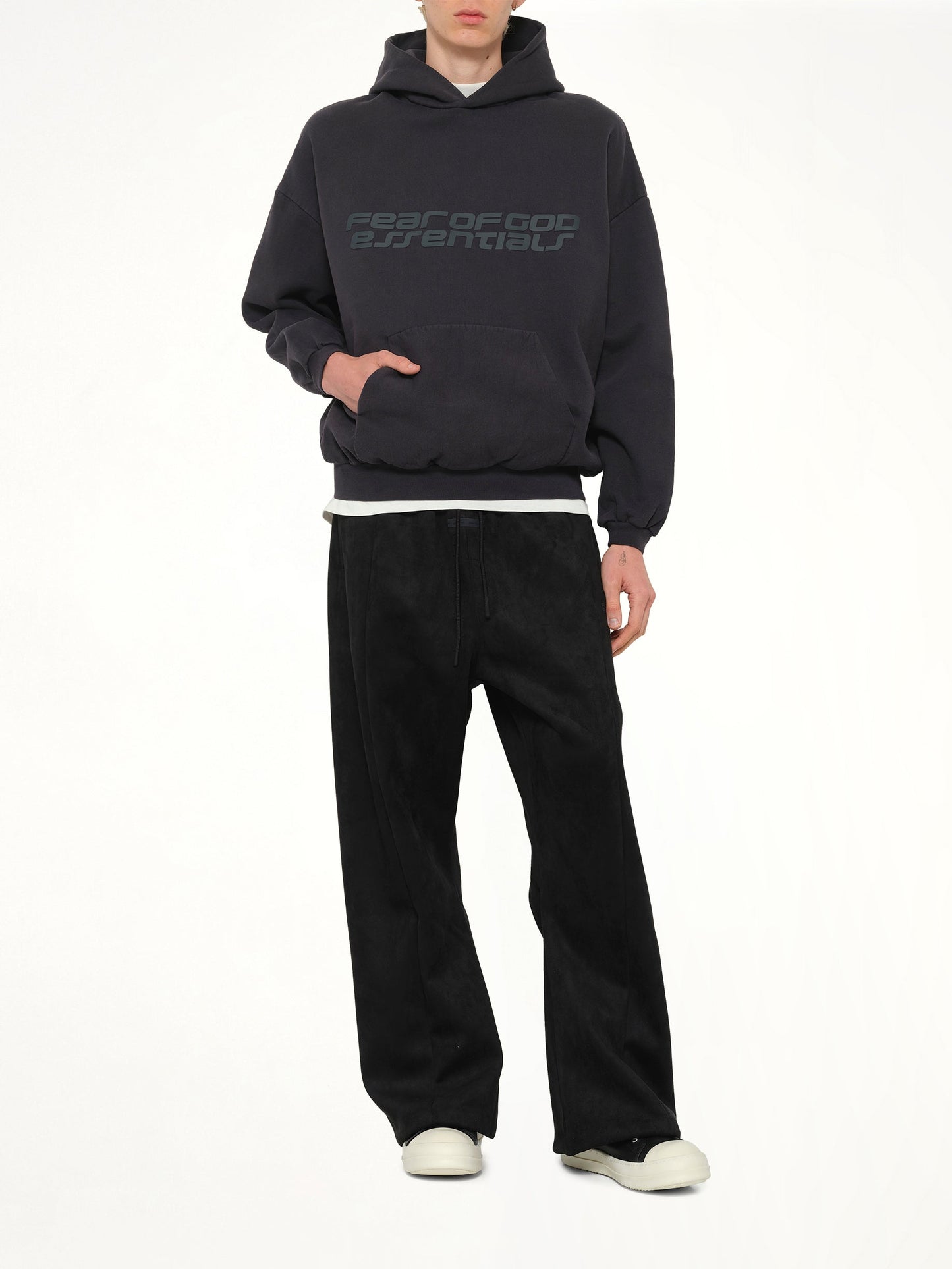 FEAR OF GOD ESSENTIALS 90's Hoodie (Black)
