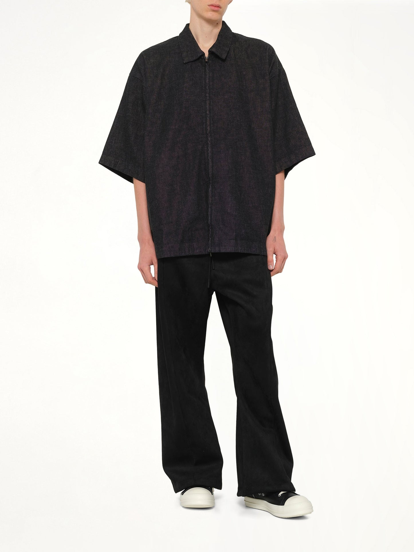 FEAR OF GOD ESSENTIALS Full Zip Work Shirt (Black)