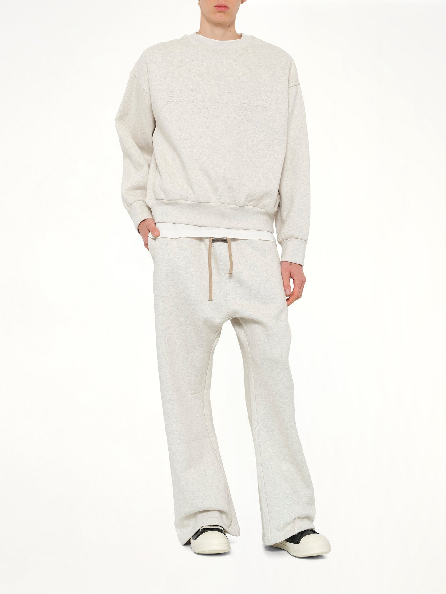 FEAR OF GOD ESSENTIALS Classic Crewneck Sweatshirt (Beige)
