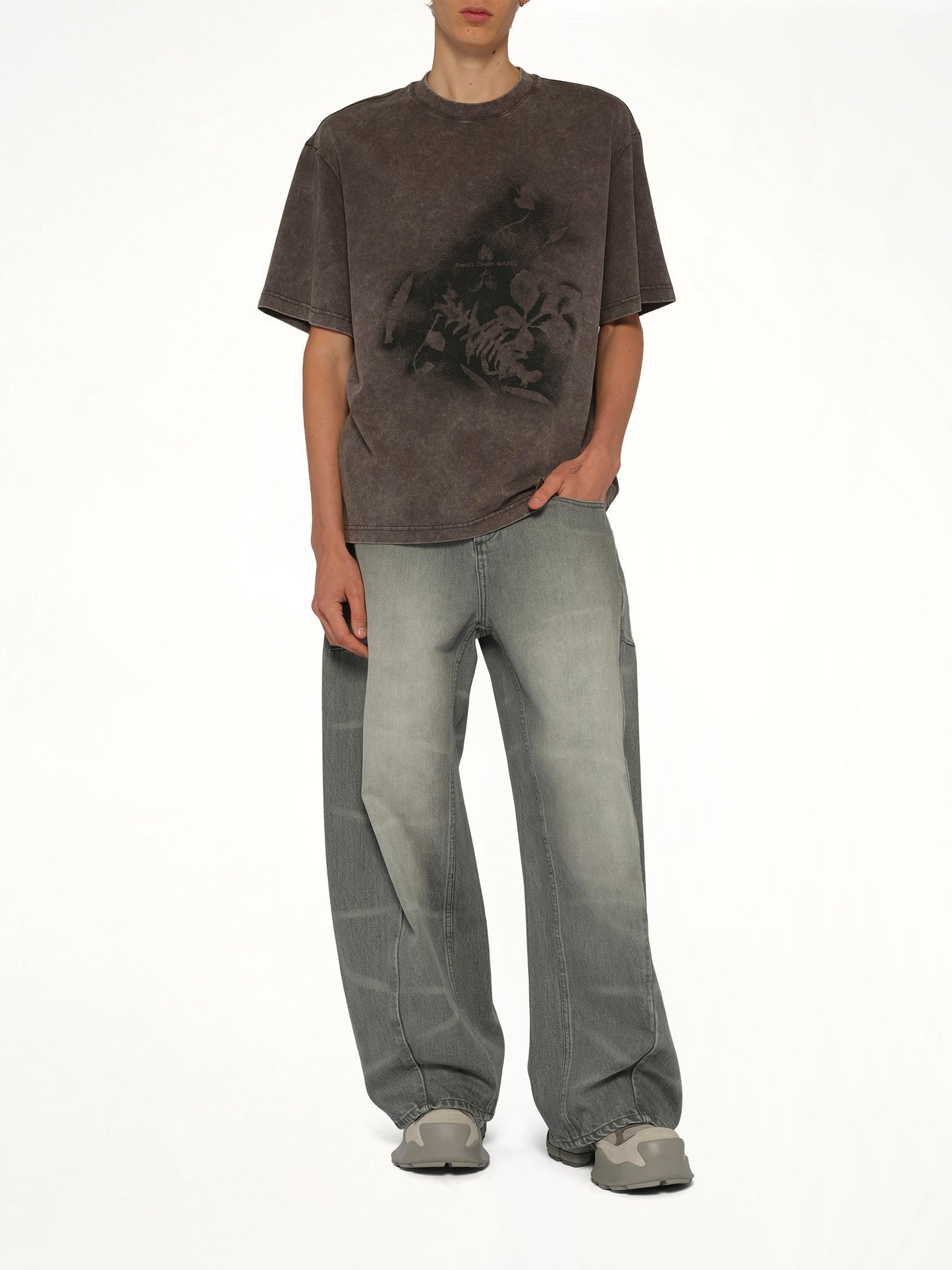 FENG CHEN WANG Spray Painted Plant T-Shirt (Grey)