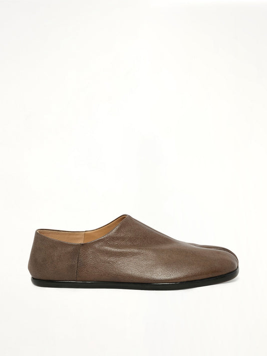 Image of Flats. Product name - Tabi Babouche in Brown colour by brand - MAISON MARGIELA
