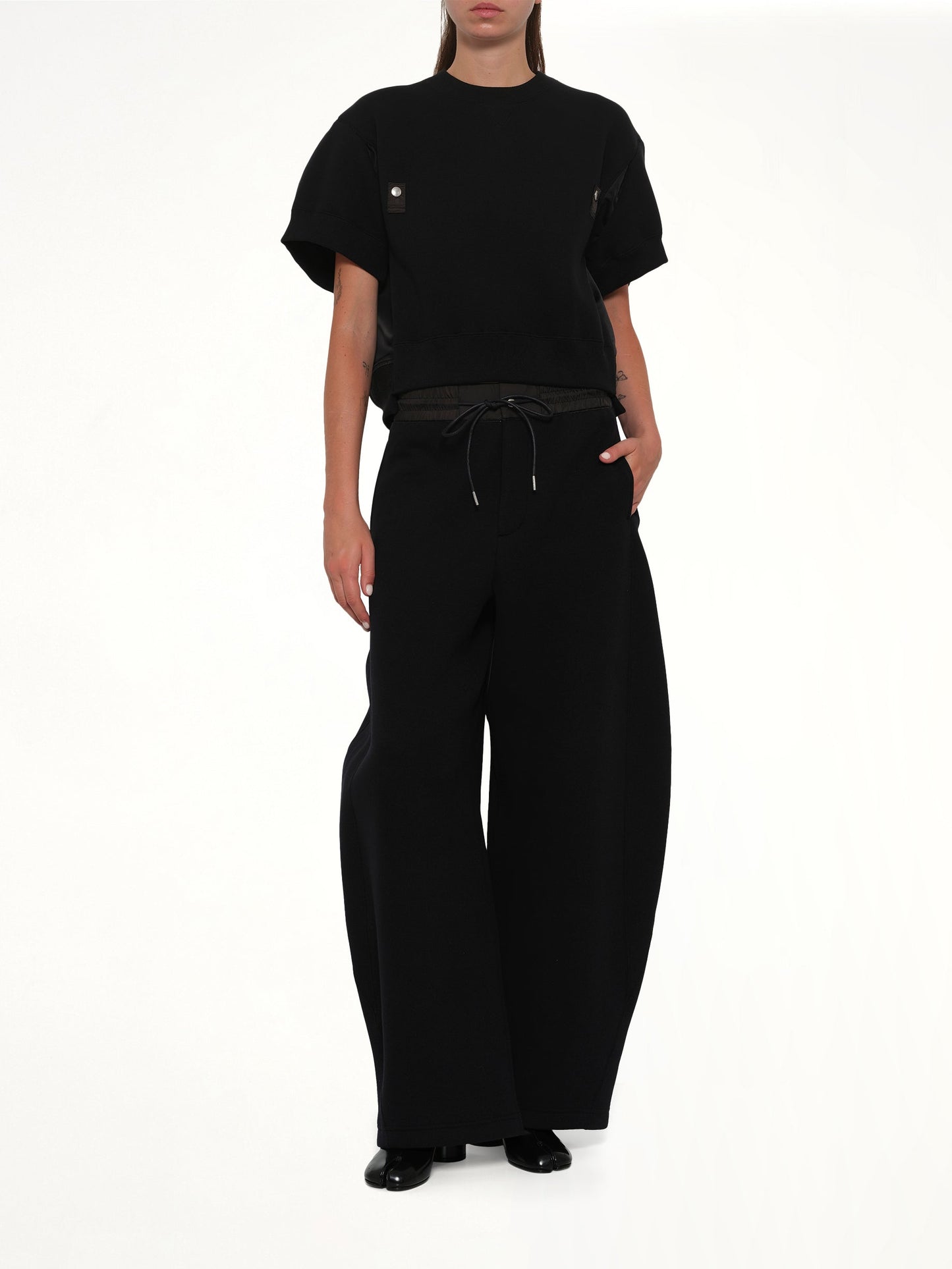 SACAI Sponge Sweat Short Sleeve Pullover (Black)