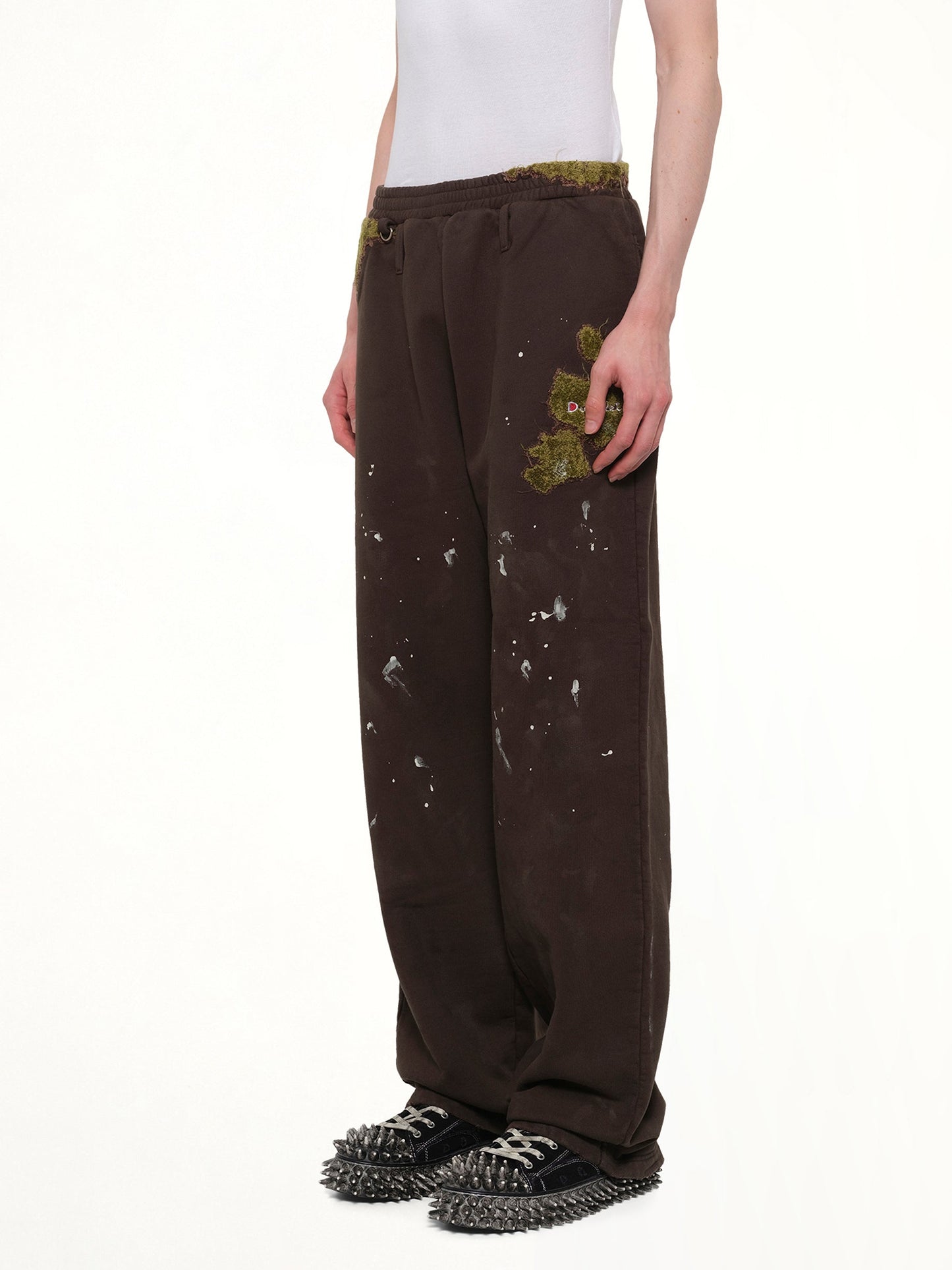 DOUBLET Moss-Grown Embroidery Sweat Pants (Brown)