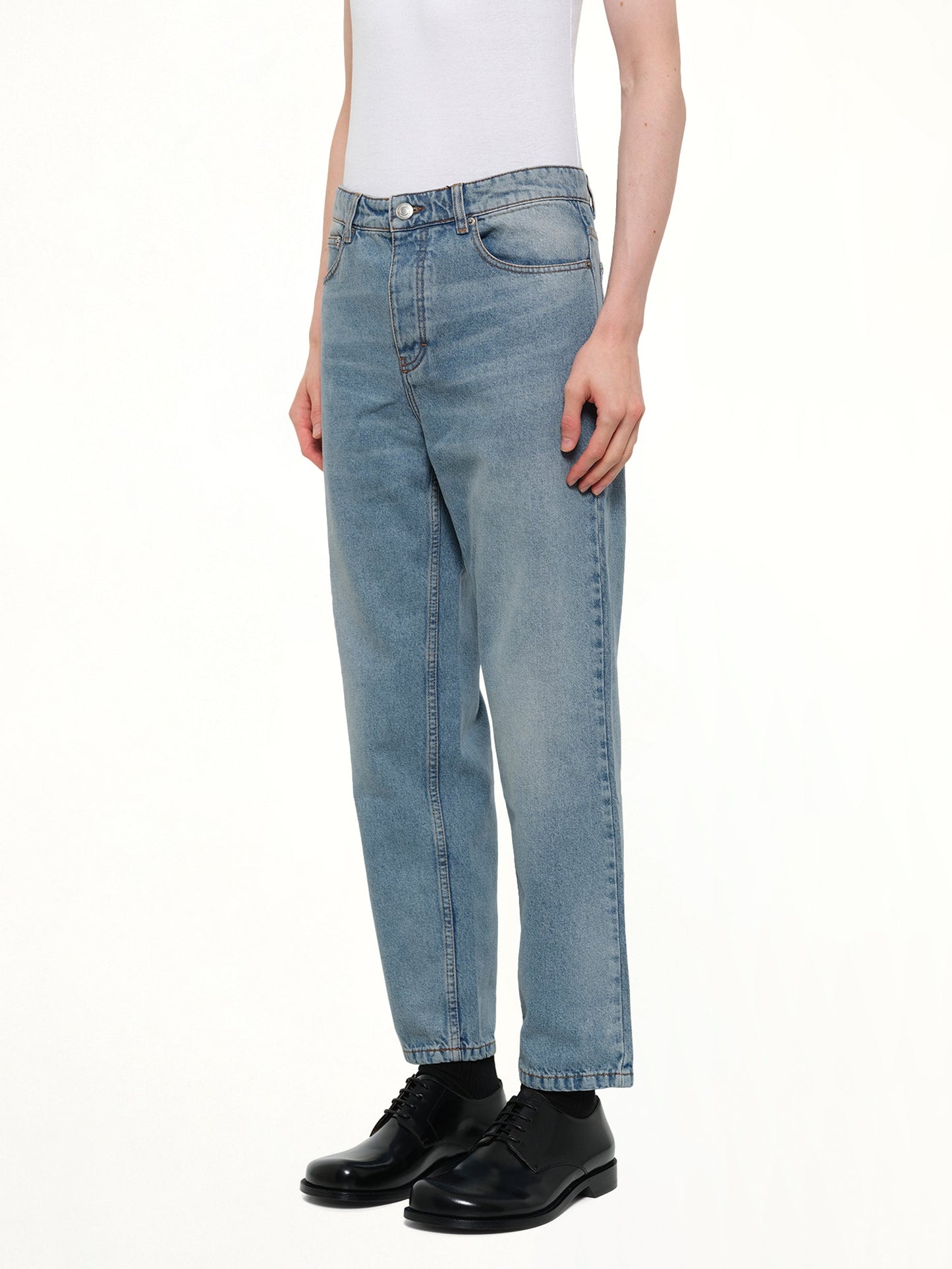AMI PARIS Tapered Fit Jeans (Blue)