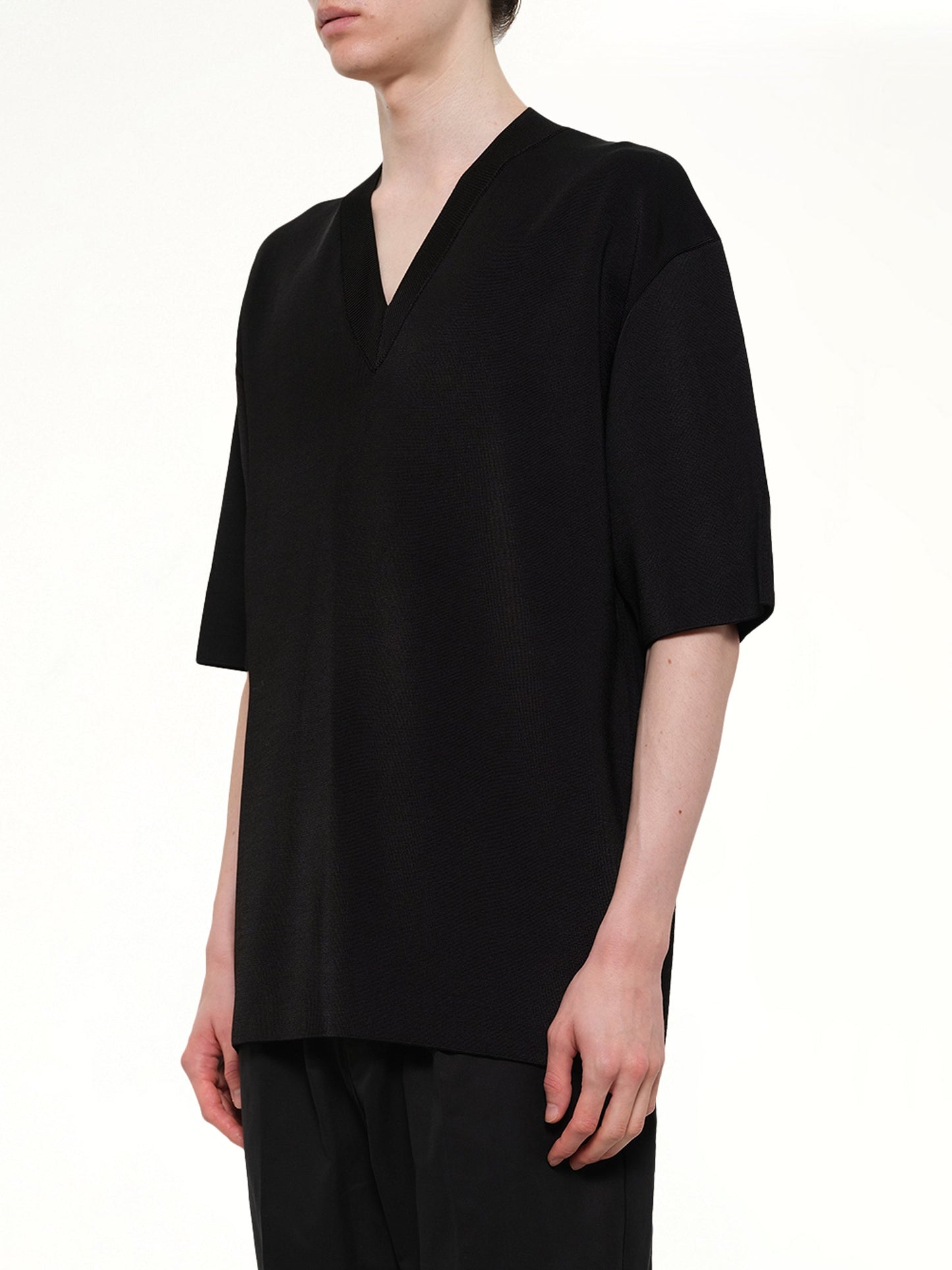 AMI PARIS Short Sleeve V-Neck Sweater (Black)