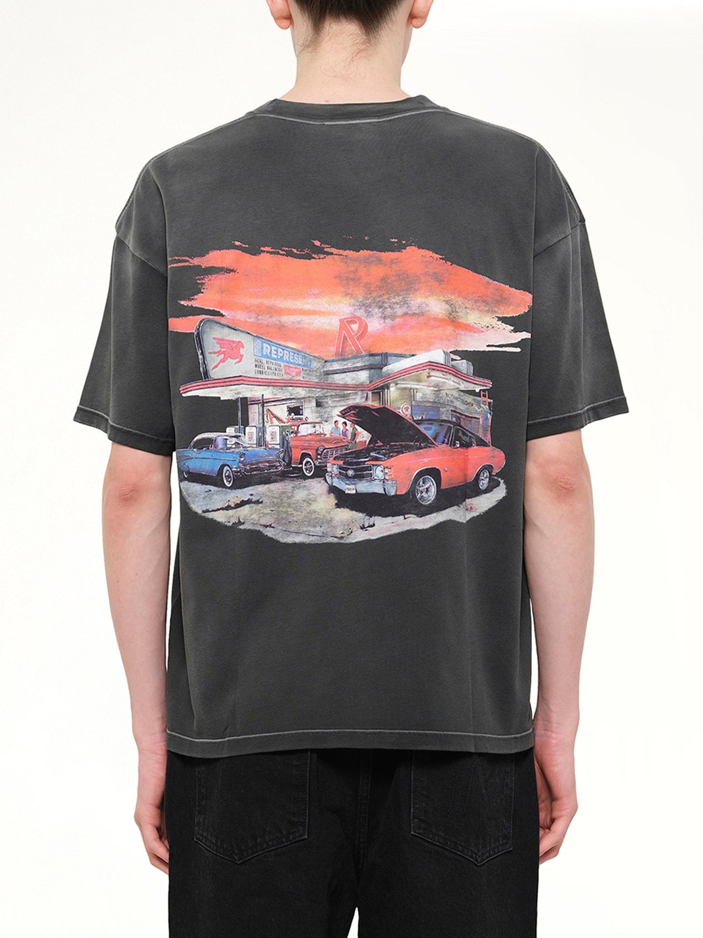 REPRESENT 24 Hour Service T-Shirt (Black)