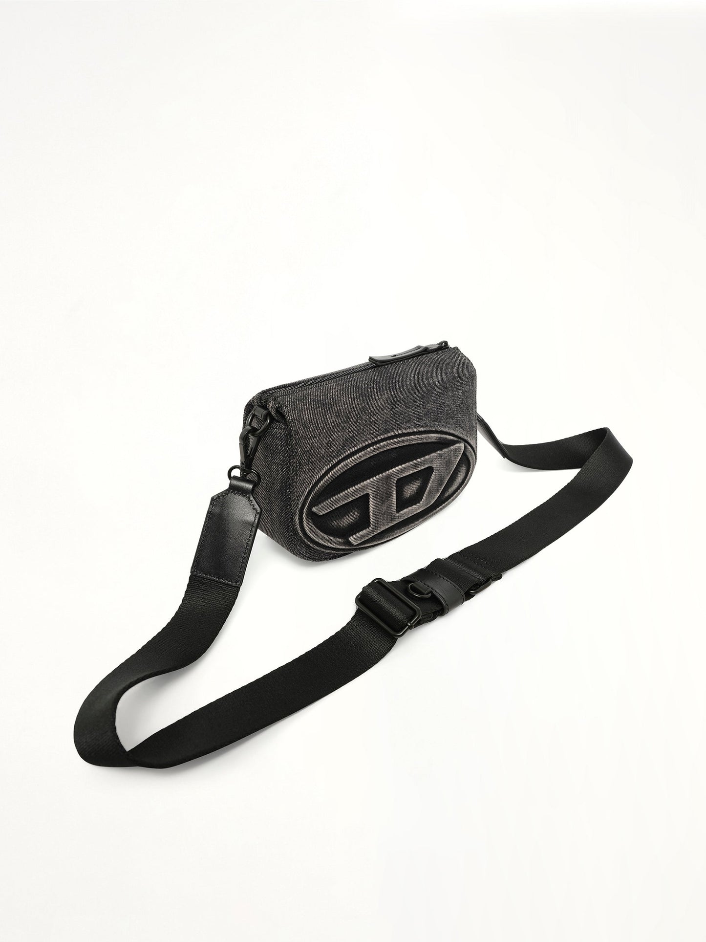 DIESEL 1DR Camera Bag (Black)