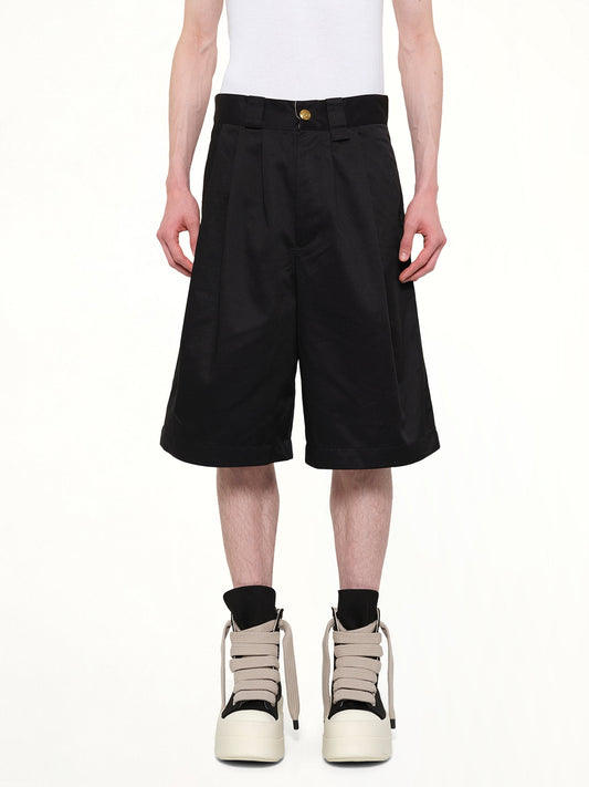 Image of a model wearing Shorts. Product name - Borracho Short in Black colour by brand - WILLY CHAVARRIA