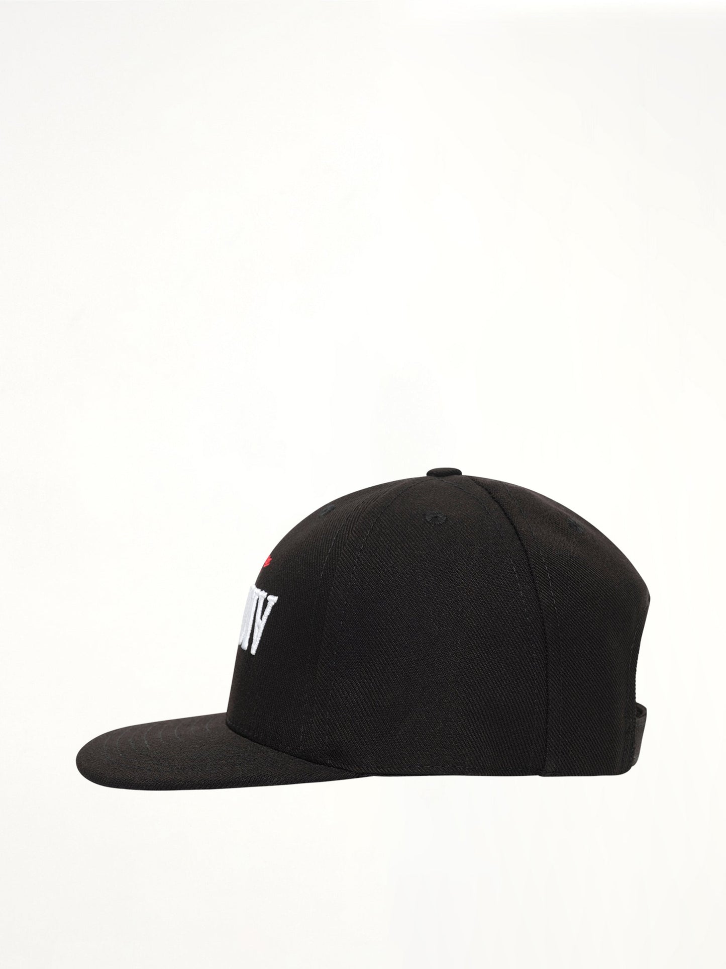 WILLY CHAVARRIA Welcome To America Cap (Black)