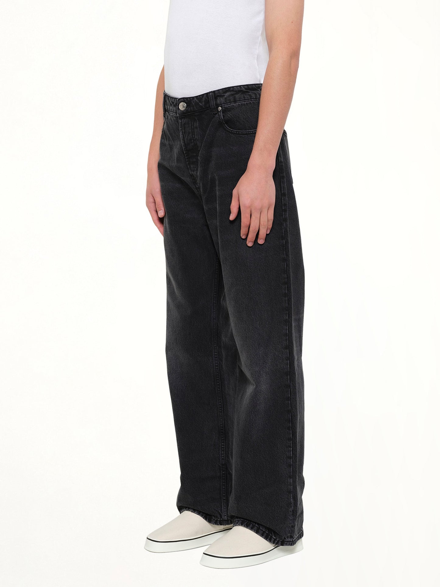 AMI PARIS Large Fit Jeans (Black)