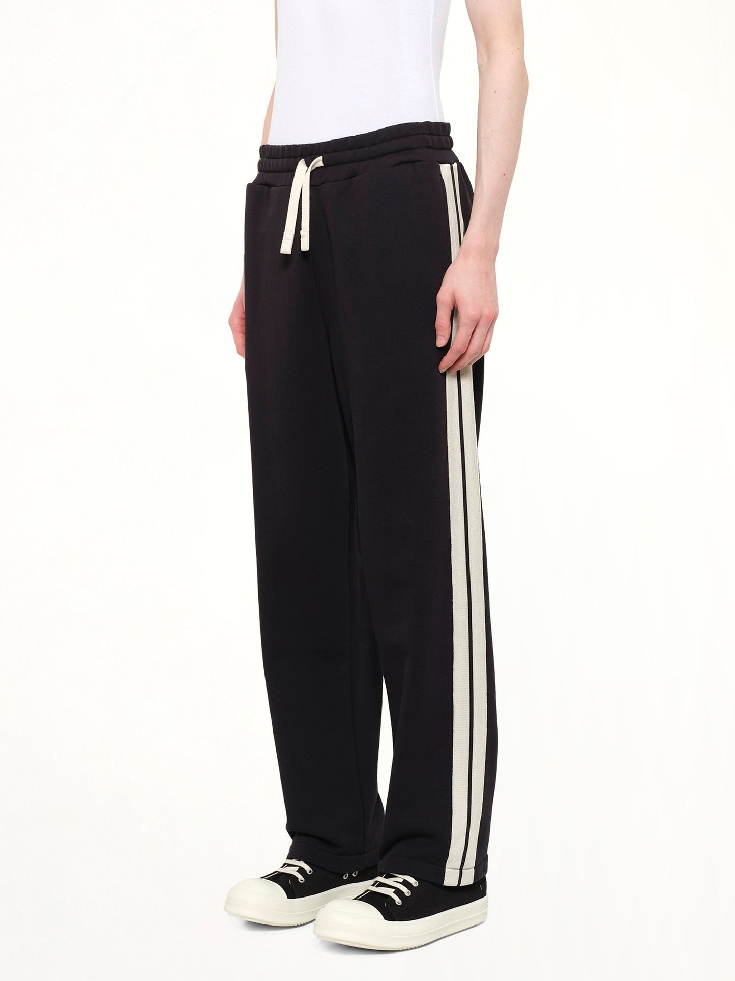 PALM ANGELS Back Curved Logo Sweatpants (Black)