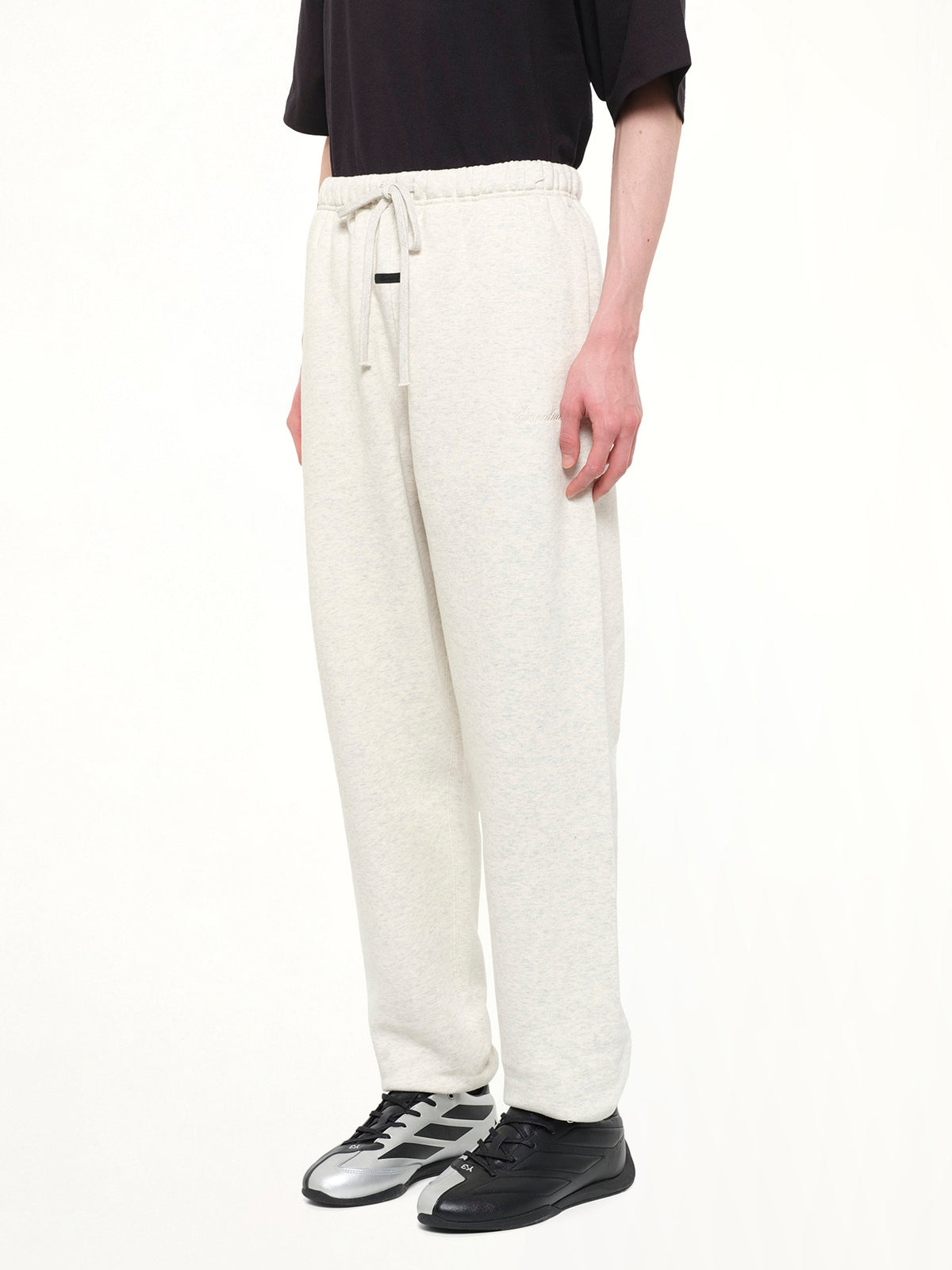 FEAR OF GOD ESSENTIALS Signature Classic Sweatpant (White)