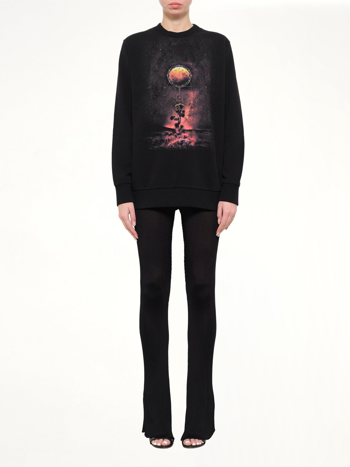 GIVENCHY Podium Graphic Sweatshirt (Black)