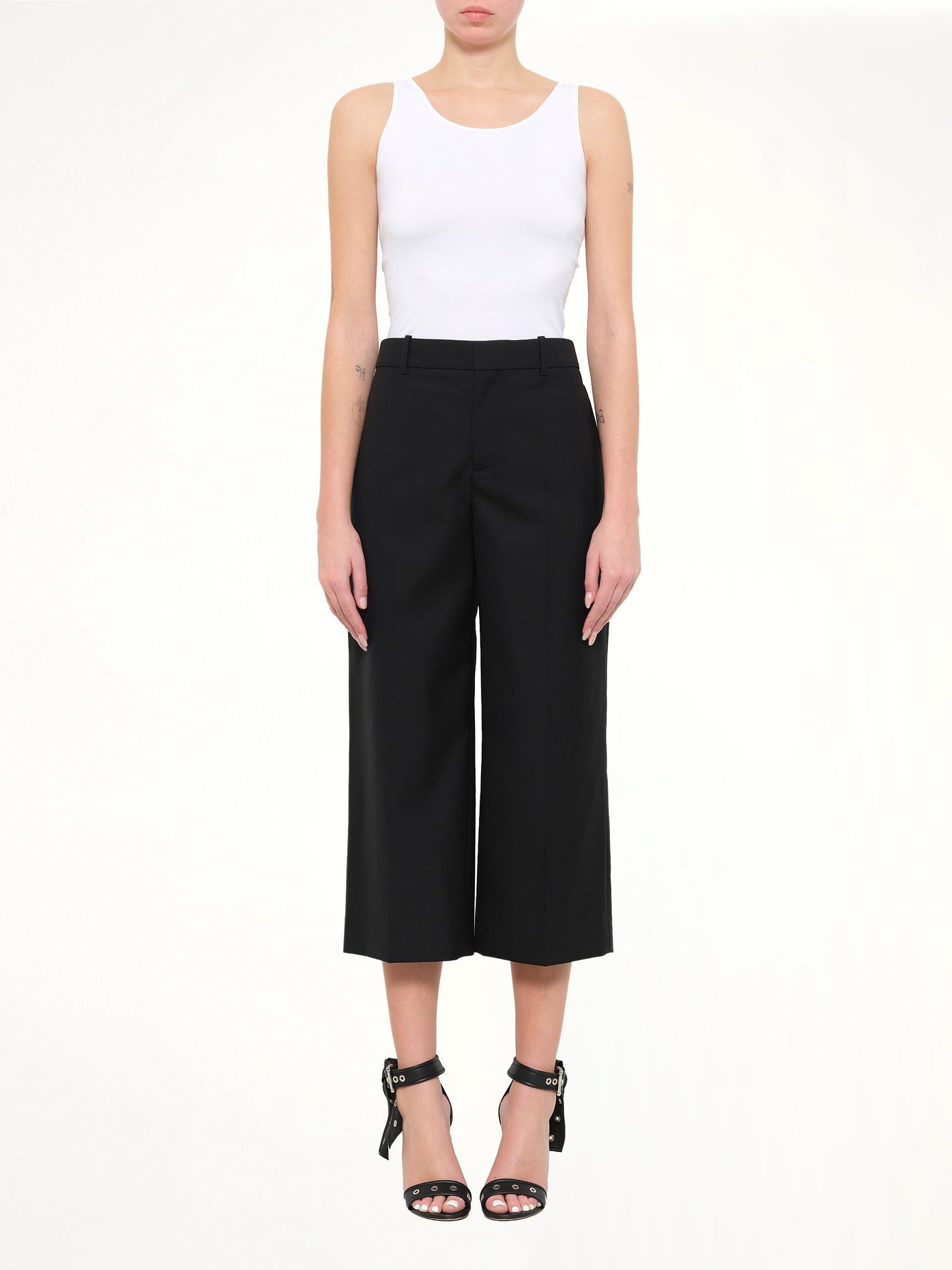 GIVENCHY Short Wool Pants (Black)