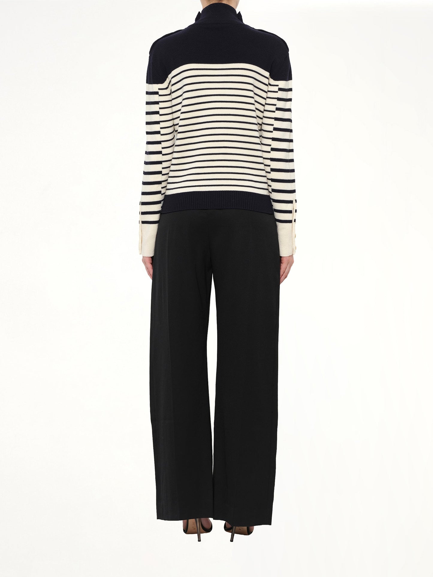 JWA Multi Button Knit (Navy)