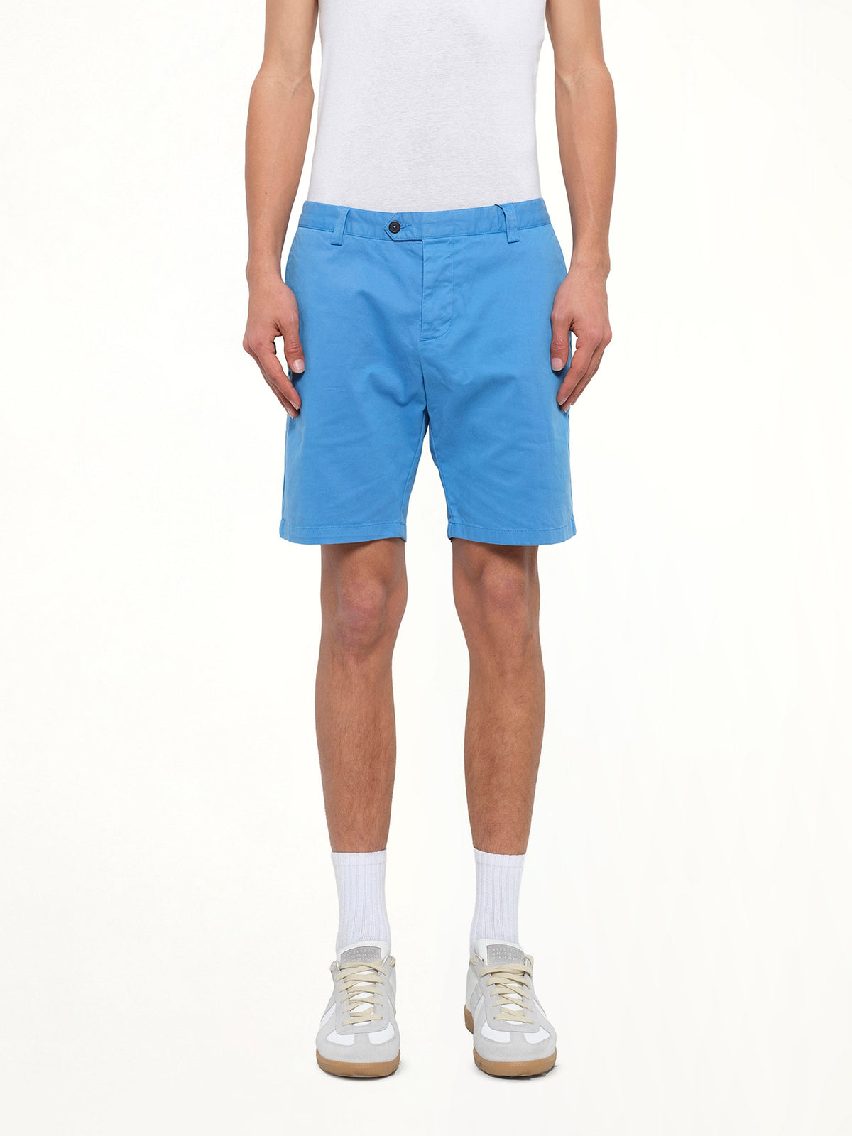 Image of a model wearing Shorts. Product name - Bermuda Shorts in 400 colour by brand - MIX