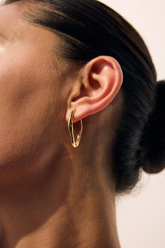 Image of Earrings. Productname: SNDYS YCL MUSE HOOP in GOLD colour by brand - SNDYS