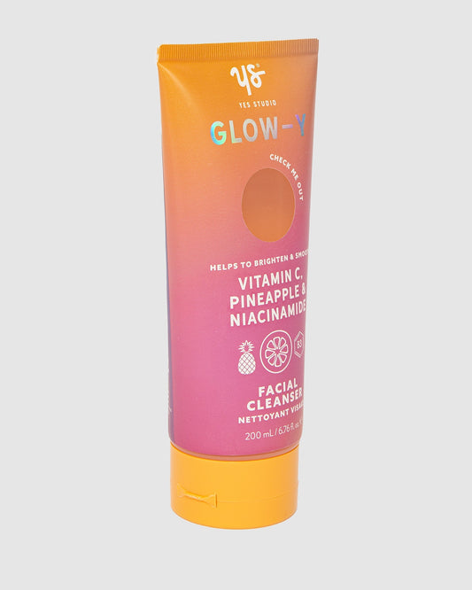 Image of Accessories. Productname: Colette Facial Cleanser 200ml Vitamin C, Pineapple & Niacinamide in Print colour by brand - Colette