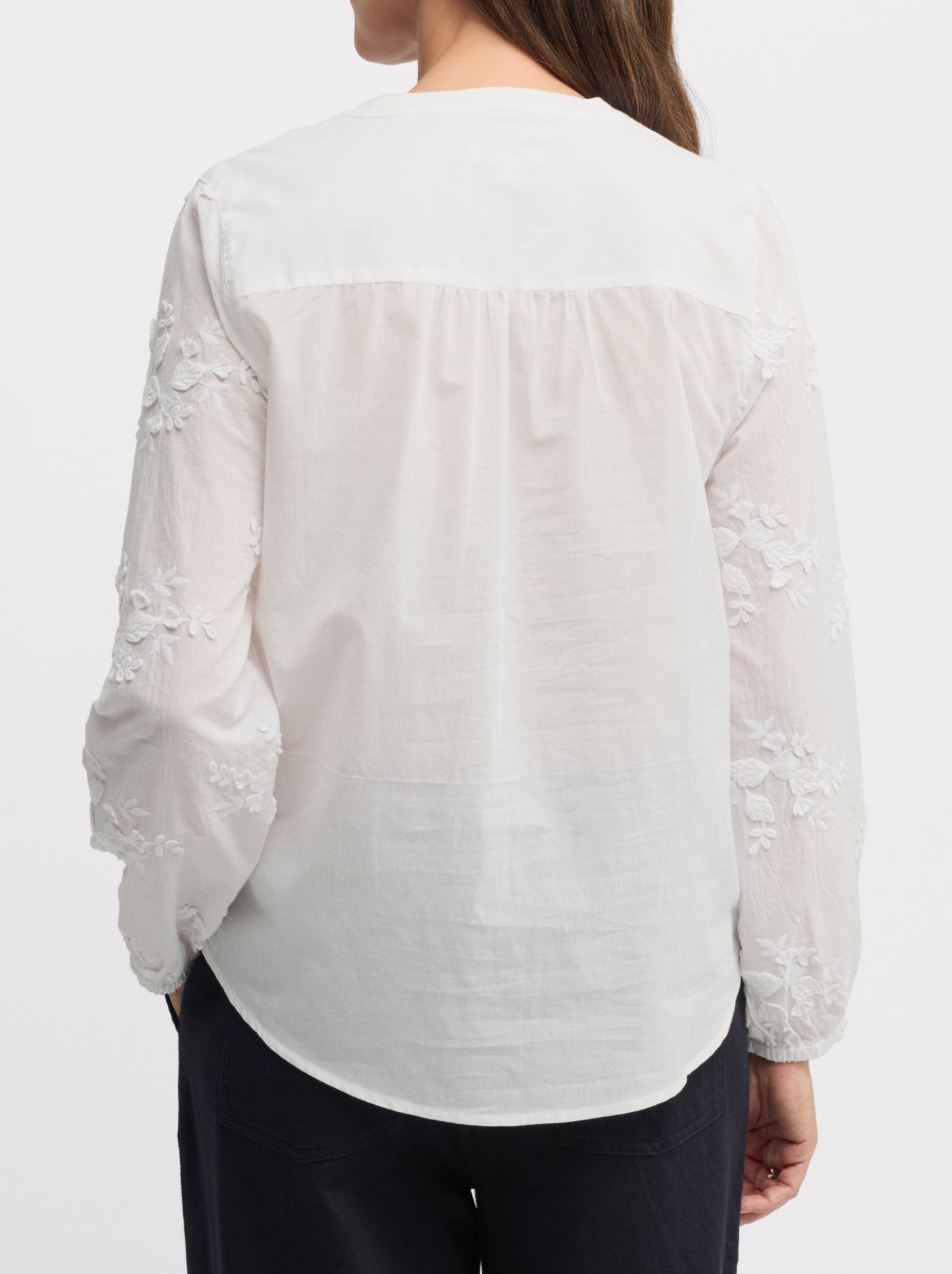 Yarra Trail Dainty Shirt (White)