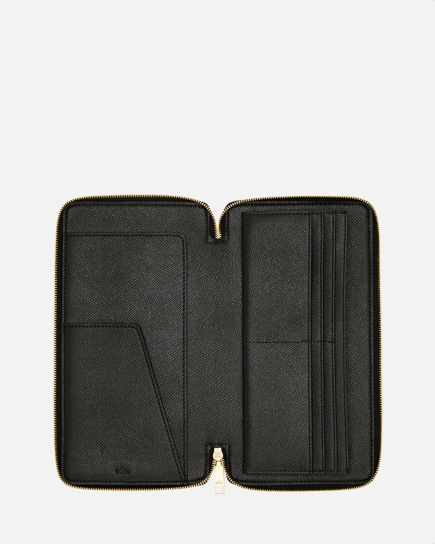 The Daily Edited Essentials Zip Travel Wallet Recycled Saffiano (Black)