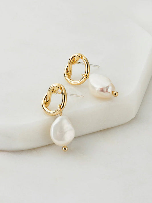 Image of Earrings. Productname: ZAFINO ALICE EARRING in Gold colour by brand - Zafino