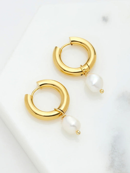 Image of Jewelry. Productname: ZAFINO CHARLIE HOOP in Gold colour by brand - Zafino