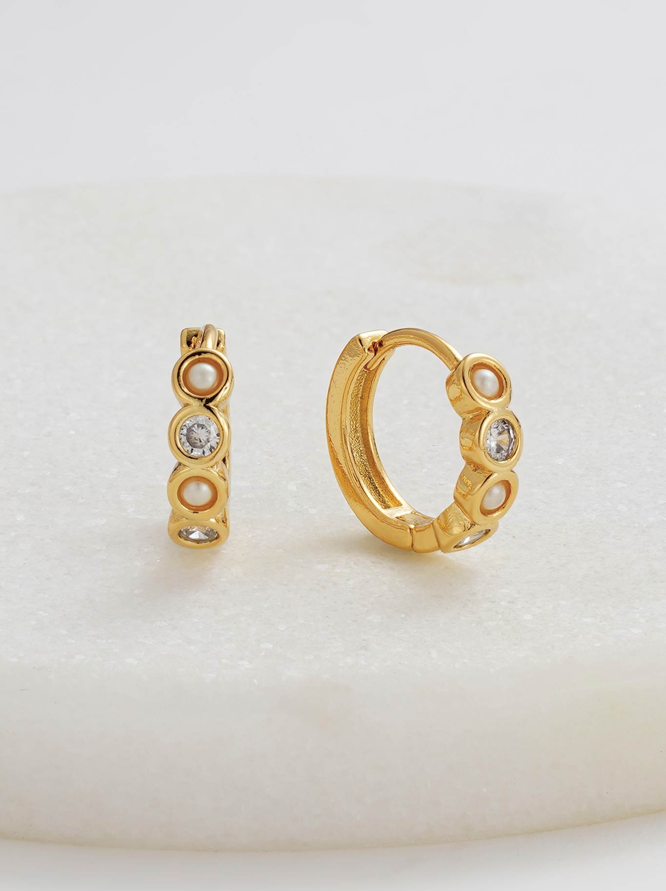 Image of Jewelry. Productname: ZAFINO ELLY HUGGIE in Gold colour by brand - Zafino