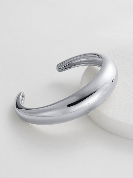 Image of Accessories. Productname: ZAFINO MEIKA BRACELET in Silver colour by brand - Zafino